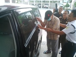 Mantan Pejabat Pemkab Banyuwangi Ditahan Terkait Kasus Korupsi Bedah Rumah