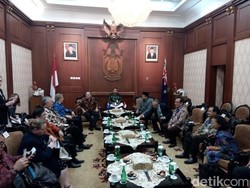 John Key Bertemu Gubernur Jatim, Bahas Rencana Impor Sapi