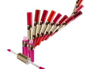 Dari Nude Pink Hingga Solid Red, Warna Lipstik Pilihan Kendall Jenner Agar Tampil Memukau Dari Nude Pink Hingga Solid Red, Warna Lipstik Pilihan Kendall Jenner Agar Tampil Memukau
