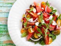 5 Langkah Sederhana Ini Bikin Salad Jadi Lebih Enak