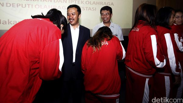 Menpora Lepas Kontingen Indonesia Asean School Games 2016