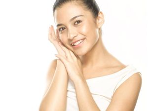 Banyak Cara Mencerahkan Kulit, Mana yang Hanya Mitos dan Mana yang Fakta? Banyak Cara Mencerahkan Kulit, Mana yang Hanya Mitos dan Mana yang Fakta?