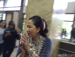 DPR: Siapa yang Tanggung Jawab Kalau Holding BUMN Bermasalah?