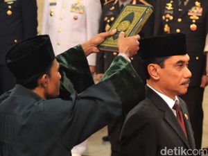 Suhardi Alius Resmi Jadi Kepala BNPT Suhardi Alius Resmi Jadi Kepala BNPT