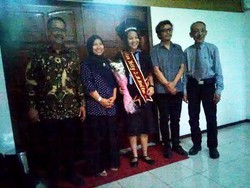 Pisau Putih, Persembahan Tetty yang Mengantarnya Raih Magister