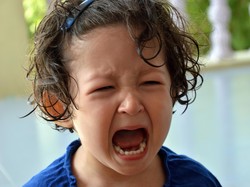 Saat si Kecil Trauma Akibat Ditinggal Ibunya Berhari-hari