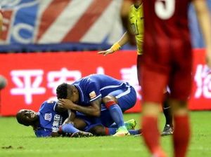 Juga Pernah Cedera Patah Kaki, Ini Pesan Simpatik Luke Shaw buat Demba Ba