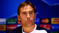 Julen Lopetegui. Main 6 kali untuk Barcelona, 1 laga di Real Madrid. Foto: Getty Images/Clive Rose