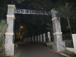 Wisata Horor ke Tempat Syuting Hantu Jeruk Purut, Berani?