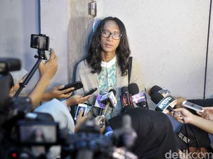 Aming Kini Beristri, Sahabat Senang dan Bete