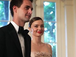 Bos Snapchat Resmi Menikahi Miranda Kerr