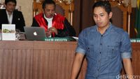 Bartender Kafe Olivier Bersaksi untuk Jessica