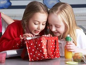 Ini 5 Tips dari Ahli Nutrisi untuk Meracik Bekal Anak