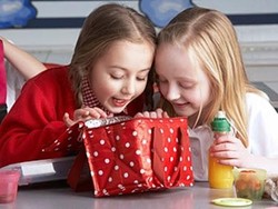 Ini 5 Tips dari Ahli Nutrisi untuk Meracik Bekal Anak