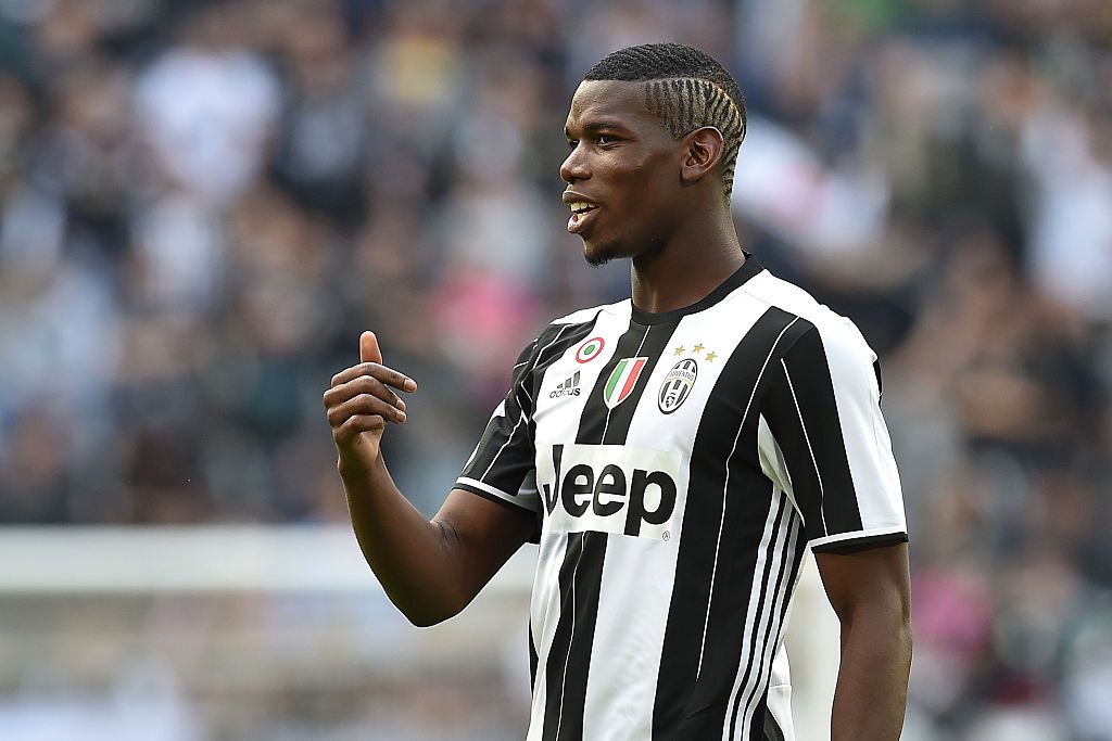 TURIN, ITALY - MAY 14:  Paul Pogba of Juventus FC looks on during the Serie A match between Juventus FC and UC Sampdoria at Juventus Arena on May 14, 2016 in Turin, Italy.  (Photo by Valerio Pennicino/Getty Images)