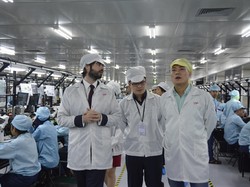 Ongkos Produksi Ponsel Made in Indonesia Lebih Mahal