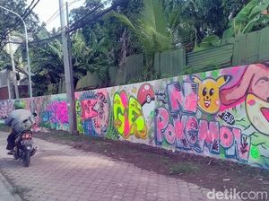 Mural No Pokemon Ada di Belakang Gedung Negara Grahadi Surabaya