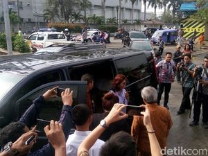 Pagi-pagi Susi Sidak Tempat Pelelangan Ikan di Muara Baru