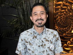 Bermain dengan Anak-anak Jadi Tantangan Bagi Lukman Sardi