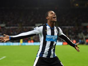 Wijnaldum yang Serba Bisa Senangkan Klopp