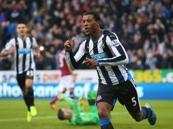 Klopp Bakal Bikin Wijnaldum Lebih Oke Lagi