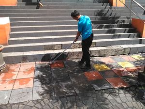 Cerita di Balik Peristiwa Dugaan Bunuh Diri di Pasar Baru Bandung