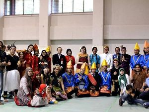 Tari Sajojo Hingga Bakwan Goreng Dipromosikan Mahasiswa Indonesia di Niigata