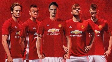 Ada Sejarah Newton Heath di Kostum Baru Setan Merah Ada Sejarah Newton Heath di Kostum Baru Setan Merah