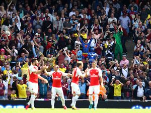 Mertesacker Akui Arsenal Beruntung Finis Kedua Musim Lalu