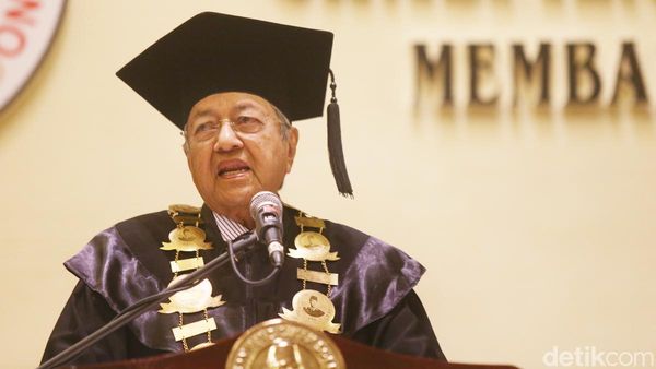 Orasi Ilmiah Mahathir Mohamad di Jakarta