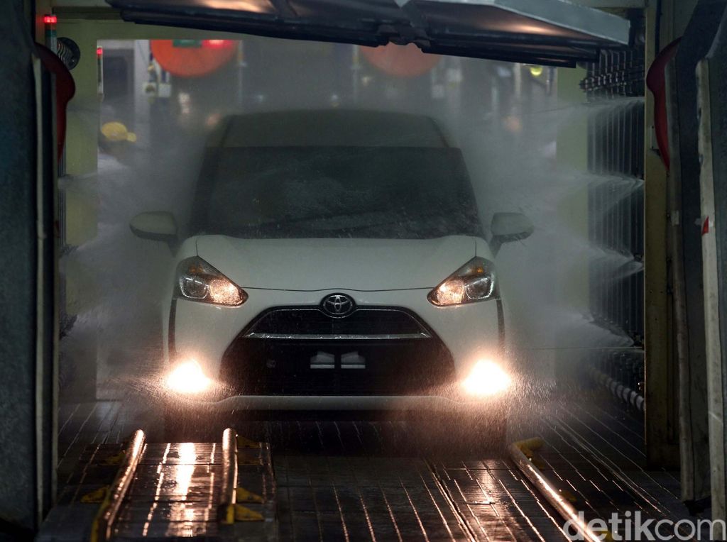 Produksi Mobil Bakal Gunakan Sumber Daya Baru, Tidak Lagi Butuhkan Chip Semikonduktor Produksi Mobil Bakal Gunakan Sumber Daya Baru, Tidak Lagi Butuhkan Chip Semikonduktor