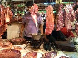 Harga Daging Belum Rontok, Bulog: Operasi Pasar Sangat Singkat