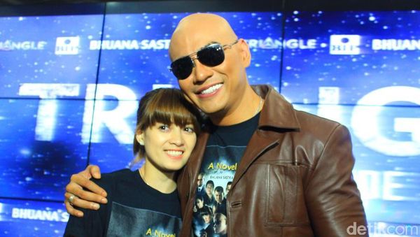 Rilis Novel, Deddy Corbuzier Gandeng Chika Jessica