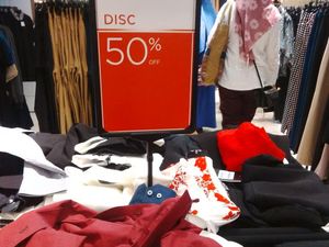The Executive Diskon Hingga 50%, Kemeja Mulai dari Rp 130 Ribu