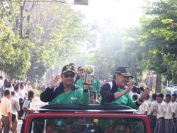 Piala Adipura Kirana Dikirab Keliling Kota Sidoarjo