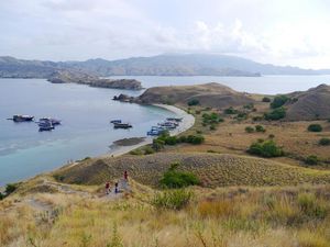 Potret Keindahan Gili Laba di Flores
