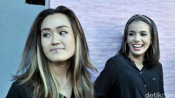 Sheila Marcia dan Melodya Vanesha Buka-bukaan