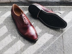 Kreatif! Sepatu Keren dari Limbah Kain Perca