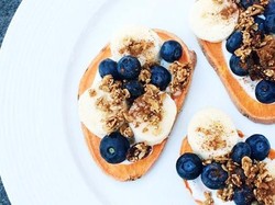 Ubi Panggang dengan Aneka Topping Kini Jadi Tren Sarapan