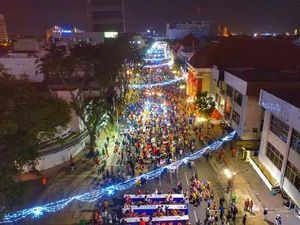 Bingung Cari Tempat Berakhir Pekan, Yuk Mlaku-Mlaku Nang Tunjungan Bingung Cari Tempat Berakhir Pekan, Yuk Mlaku-Mlaku Nang Tunjungan