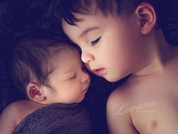 So Sweet, Bayi Tuna Rungu Tertawa Saat Mendengar Suara Ibunya Pertamakalinya