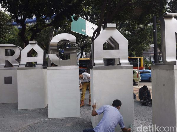Taman Aspirasi Monas Hampir Rampung