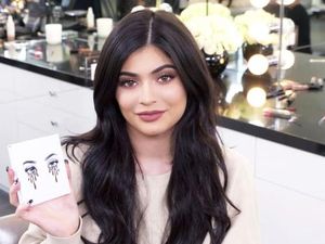 Rilis Palet Eyeshadow, Kylie Jenner Tiru Koleksi Youtuber Ini?
