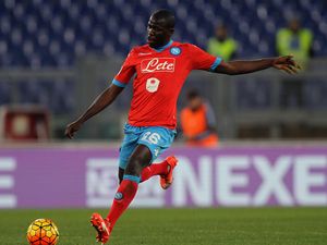 Dikabarkan Jadi Incaran Chelsea, Bek Napoli Ini Ingin Hengkang