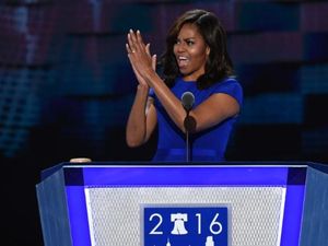 Istri Obama Pidato di Konvensi Demokrat, Hadirin Teriak We Love You, Michelle Istri Obama Pidato di Konvensi Demokrat, Hadirin Teriak We Love You, Michelle