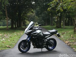 Menjinakkan Yamaha MT-09 Tracer