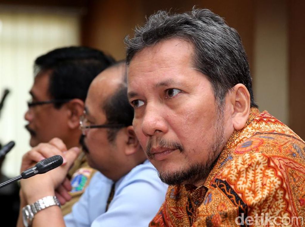 Ombudsman Minta OJK Jangan Lembek Awasi Asabri Ombudsman Minta OJK Jangan Lembek Awasi Asabri