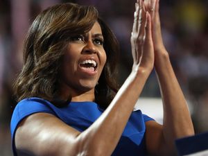 Foto: Gaya Classy & Chic Michelle Obama saat Dukung Hillary Clinton Foto: Gaya Classy & Chic Michelle Obama saat Dukung Hillary Clinton