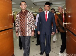 Perjalanan Anies Baswedan dari Timses, Menteri hingga Diganti Jokowi