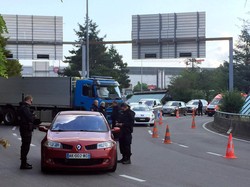 Ada Ancaman Bom, Pengamanan Diperketat di Bandara Jenewa